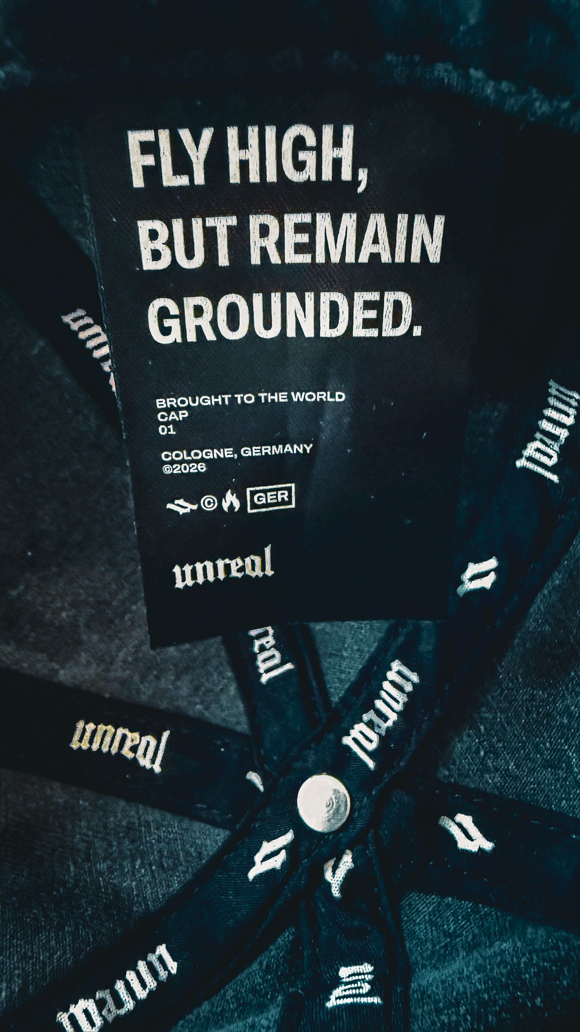 UNREAL COLOGNE CAP - limited